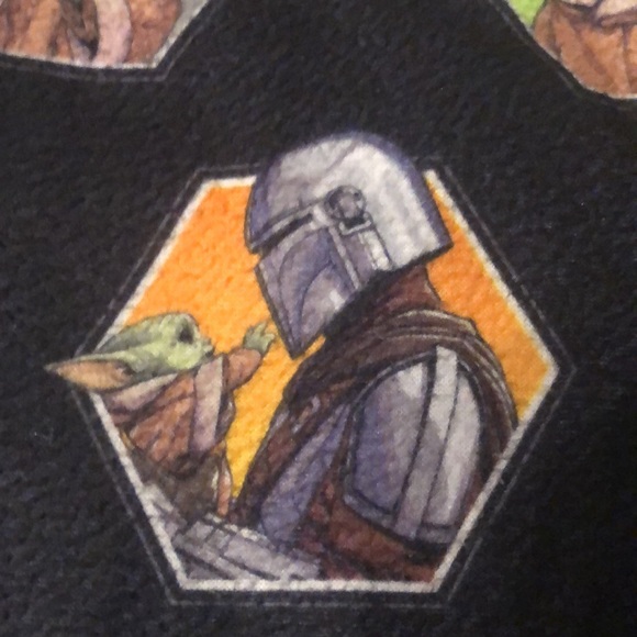 Grogu & Mandalorian PJ Set - Picture 4 of 5